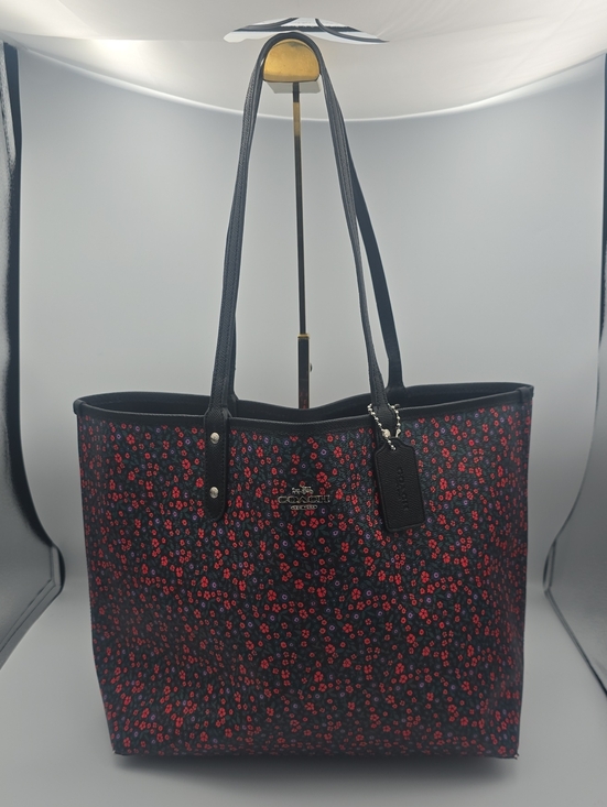 Coach Handbags - Coach Black & Red Reversable Floral/ Black Large Tote W Silver Hardware (GOOD)🥀
